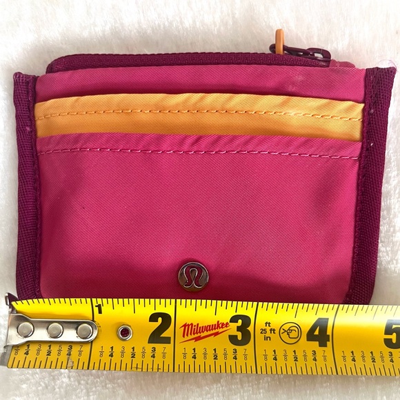 Lululemon True Identity Card Case Color: Wild Berry/Mango Dream/Raspberry - Picture 6 of 8
